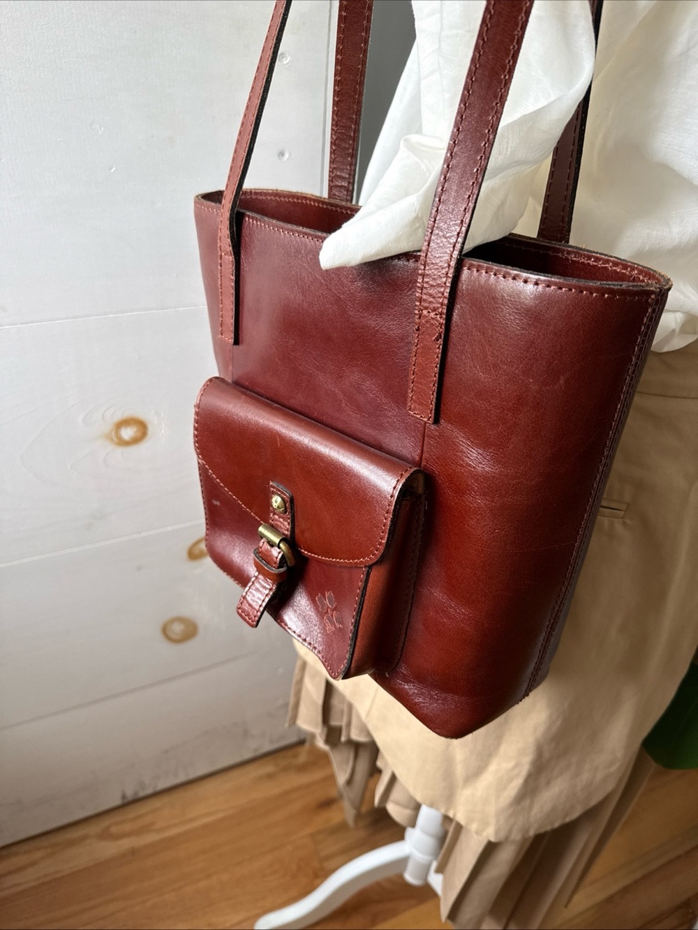 Patricia Nash Chestnut Brown Leather Shoulder Bag